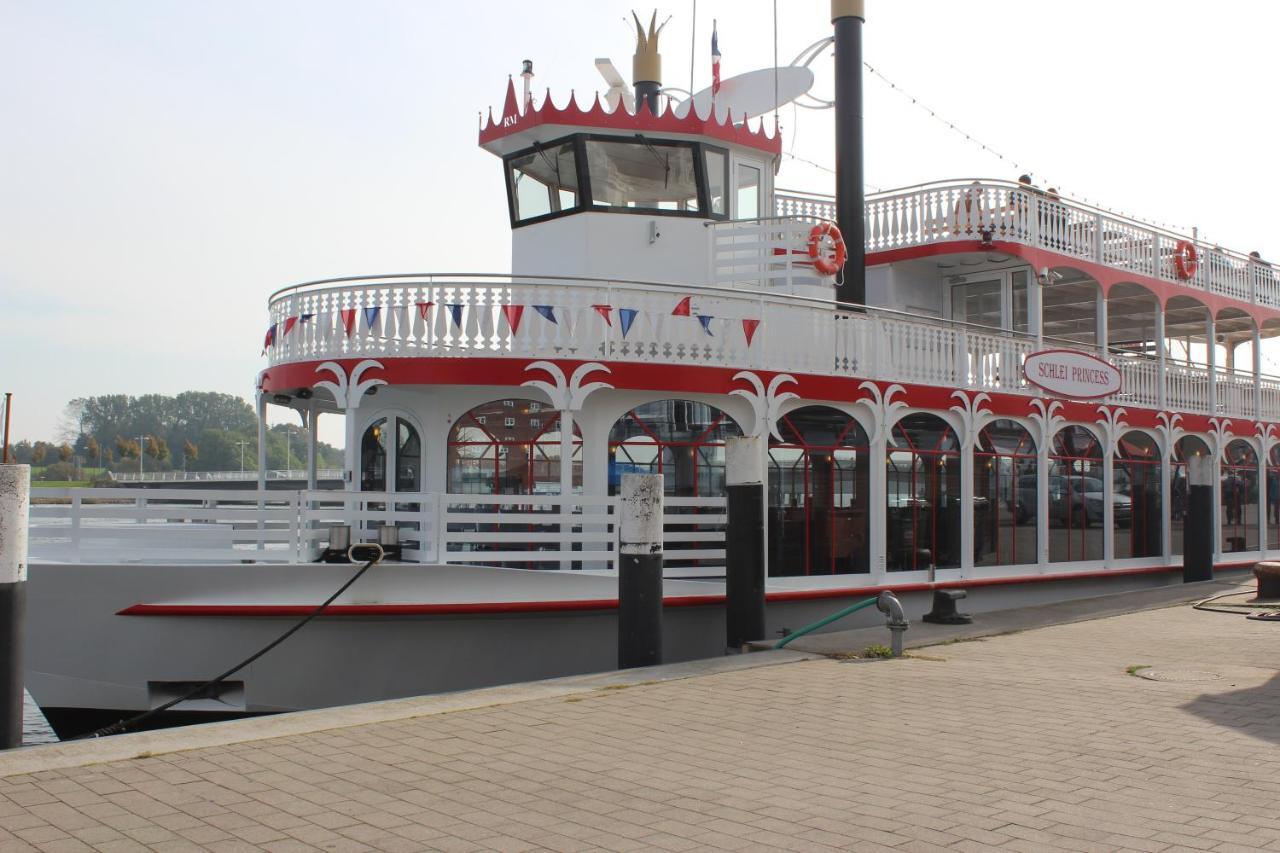 Strandhaus Libelle - Direkt Am Strand Der Ostsee 카페룬 외부 사진